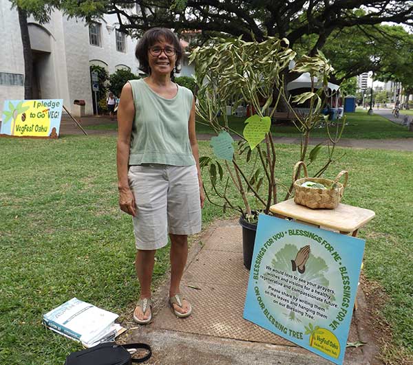 Donna Lay with Blessing Tree at VegFest Oahu 2017